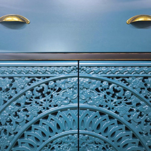 купить дизайнерскую тумбу из массива MH_121-9 в Москве и Санкт-Петербурге