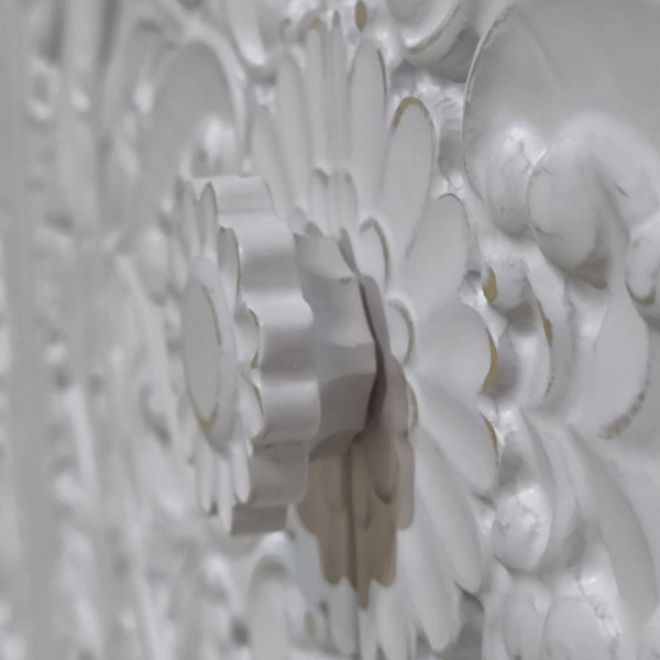 купить дизайнерскую тумбу из массива MH_103-15 в Москве и Санкт-Петербурге