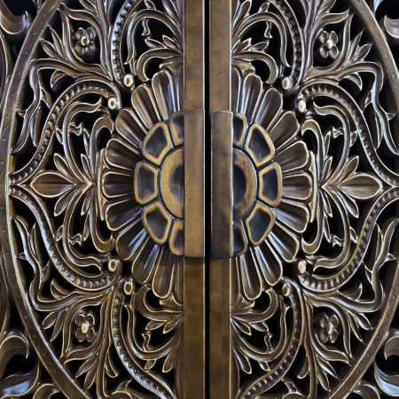 купить дизайнерскую тумбу из массива MH_12-3 в Москве и Санкт-Петербурге