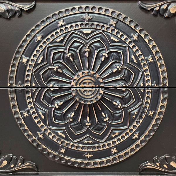 фото дизайнерской прикроватной тумбы из массива MH_145 Mini 2 купить дизайнерскую прикроватную тумбу из массива MH_145 Mini 2