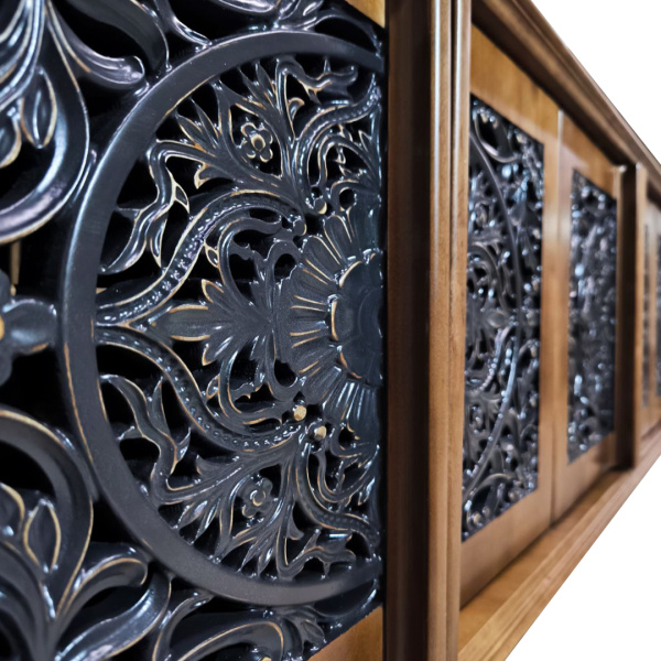 купить дизайнерскую тумбу из массива MH_135-17 в Москве и Санкт-Петербурге