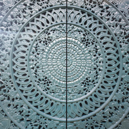 купить дизайнерскую тумбу из массива MH_121-9 в Москве и Санкт-Петербурге