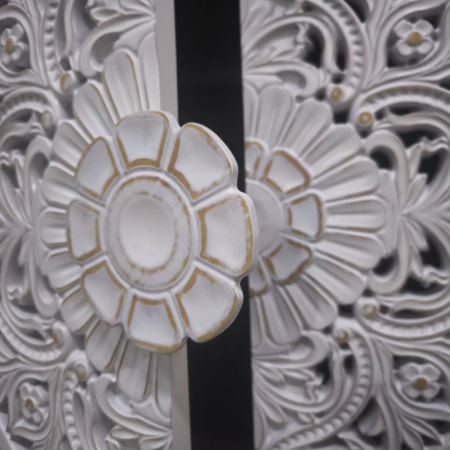 купить дизайнерскую тумбу из массива MH_135-53 в Москве и Санкт-Петербурге