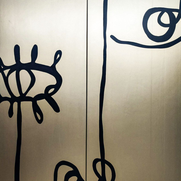 купить дизайнерский шкаф из массива MH_329-3