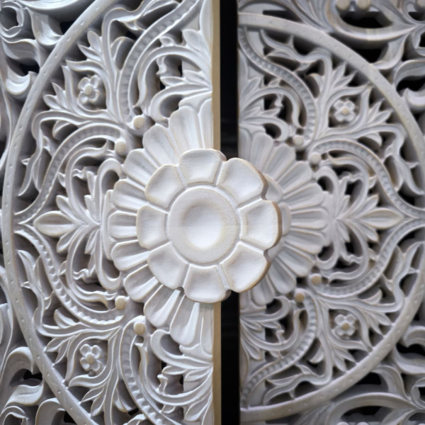 купить дизайнерскую тумбу из массива MH_12-7 в Москве и Санкт-Петербурге