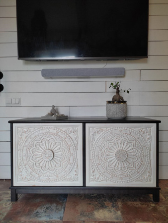 купить дизайнерскую тумбу из массива MH_145-1 в Москве и Санкт-Петербурге