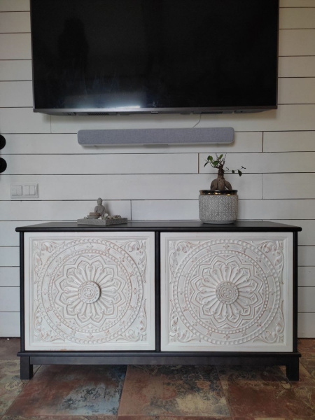 купить дизайнерскую тумбу из массива MH_145-1 в Москве и Санкт-Петербурге