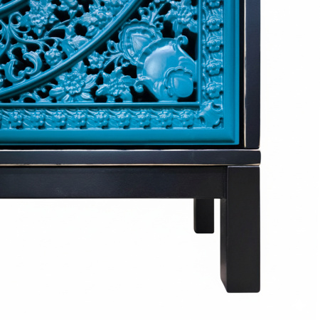 купить дизайнерскую тумбу из массива MH_121-9 в Москве и Санкт-Петербурге