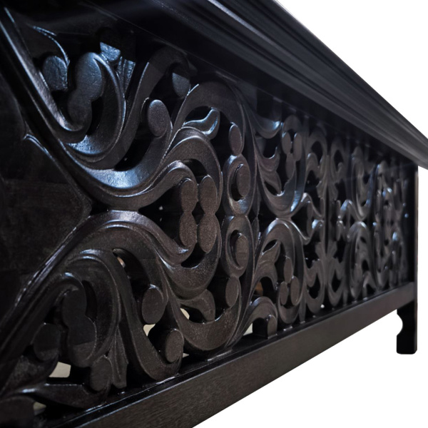 фото дизайнерского стола из массива MH_84-3