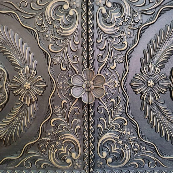 купить дизайнерскую тумбу из массива MH_10-5 в Москве и Санкт-Петербурге