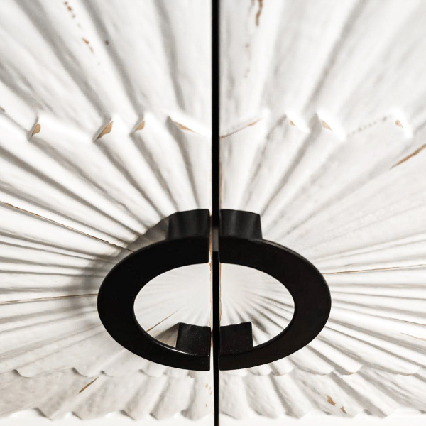 купить дизайнерскую тумбу из массива MH_17-2 в Москве и Санкт-Петербурге