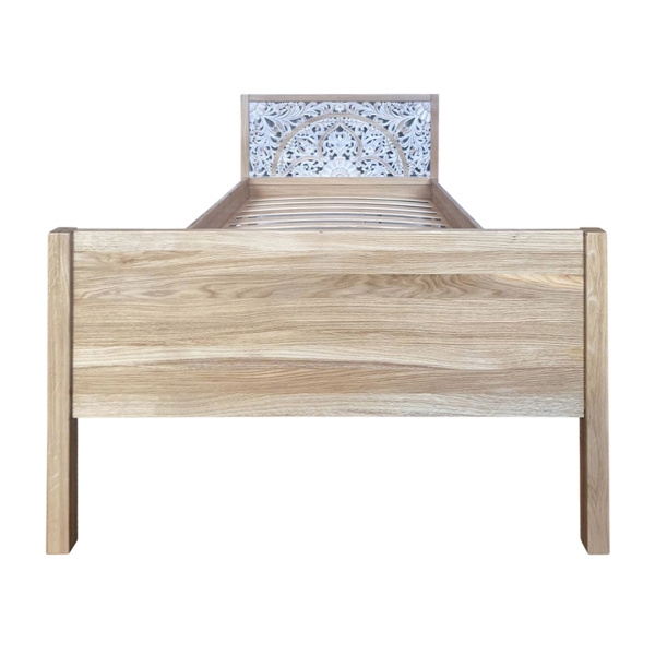 фото дизайнерской кровати из массива MH_633-3