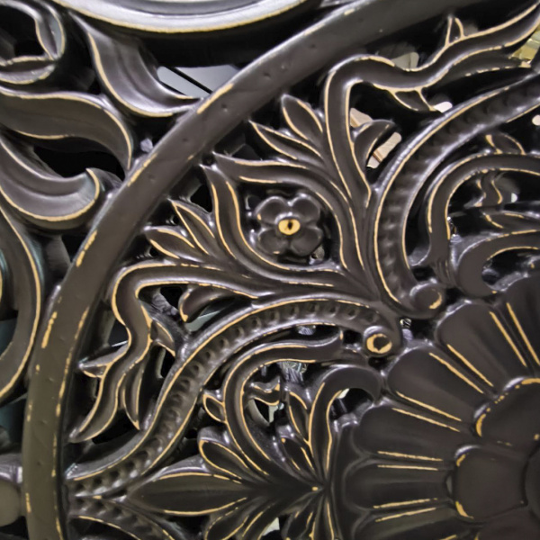 купить дизайнерскую тумбу из массива MH_135-27 в Москве и Санкт-Петербурге