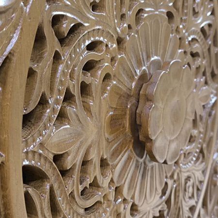 купить дизайнерскую тумбу из массива MH_135-30 в Москве и Санкт-Петербурге